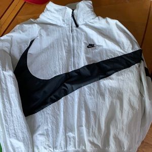 Nike Wind Breaker